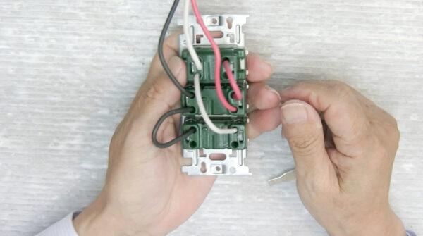 パイロットランプ同時点滅